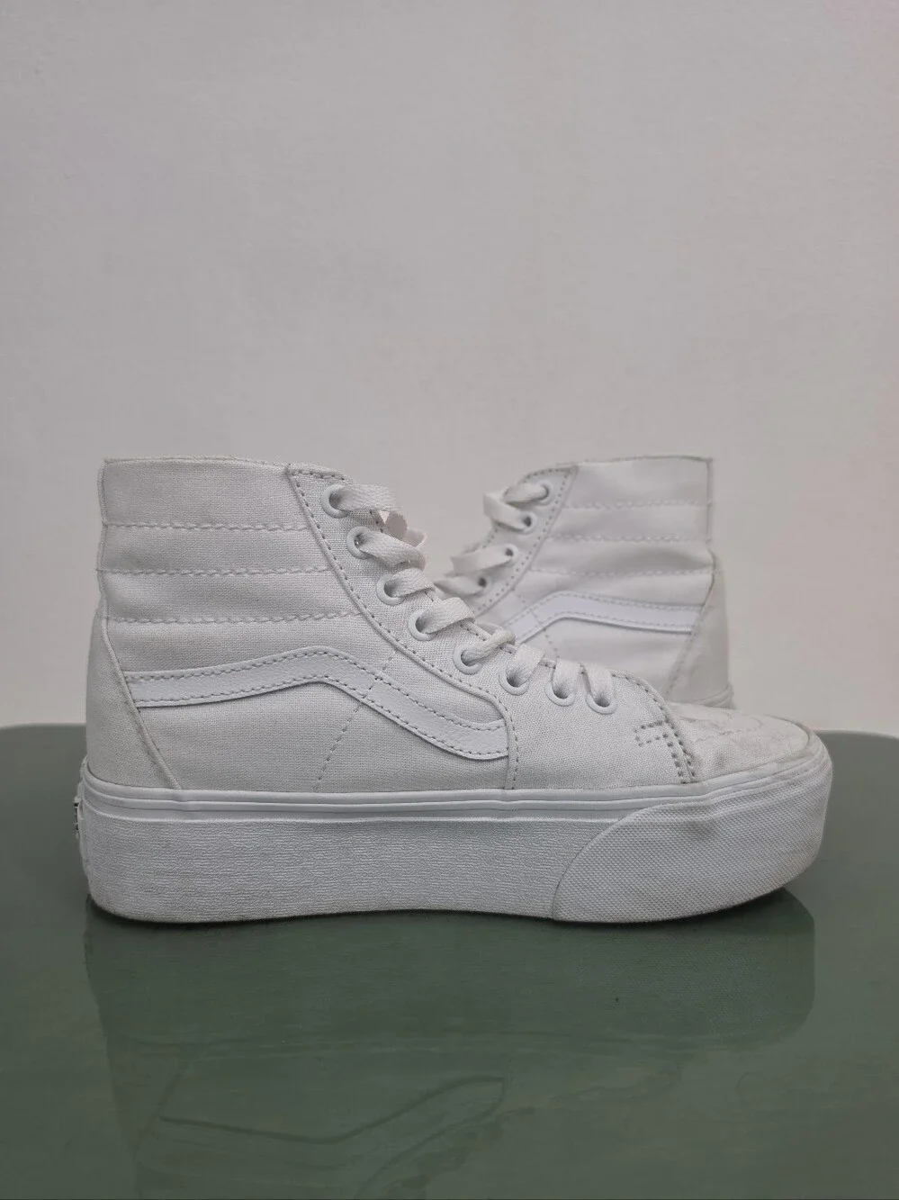 Vans Sk8-Hi Tapered Stackform Shoe in White Women's Size 7